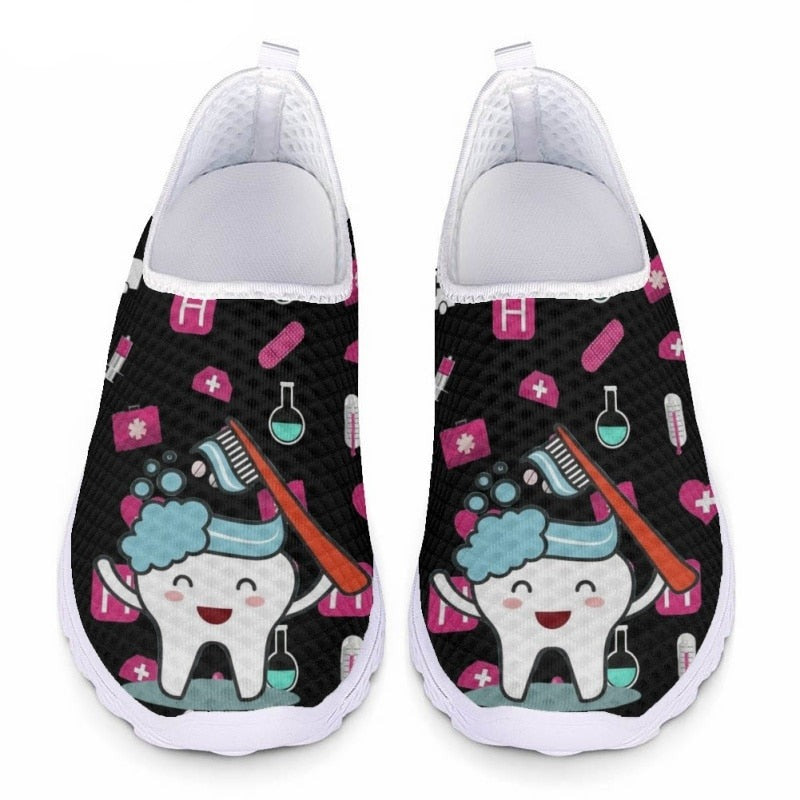 Fashion Women's Casual Nurse Shoes Kawaii Dental Printed Flat Shoes Comfortable Breathable Summer Slip on Mesh Shoe